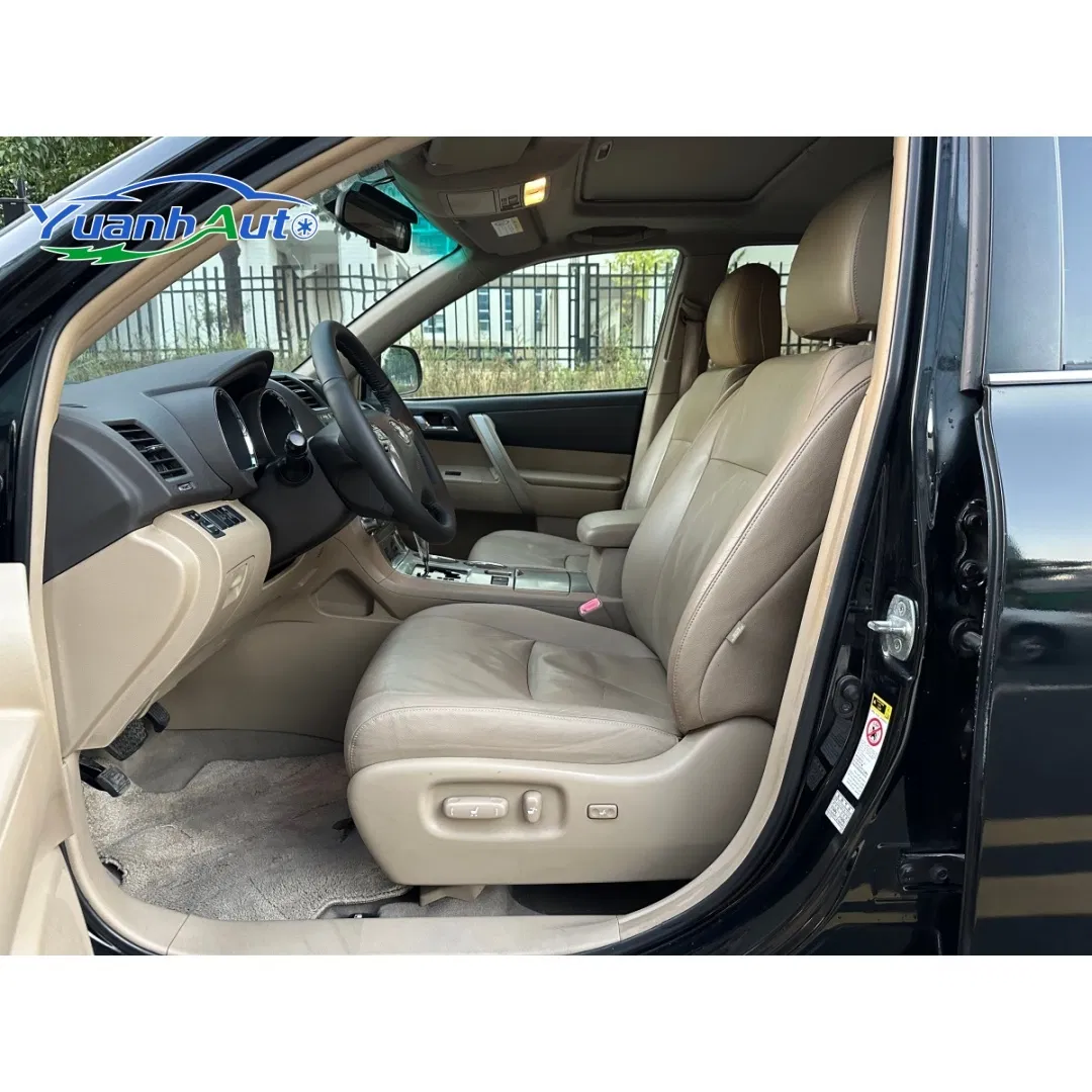 2012 Toyota Highlander Luxury 2.7L Petrol SUV — source image 13
