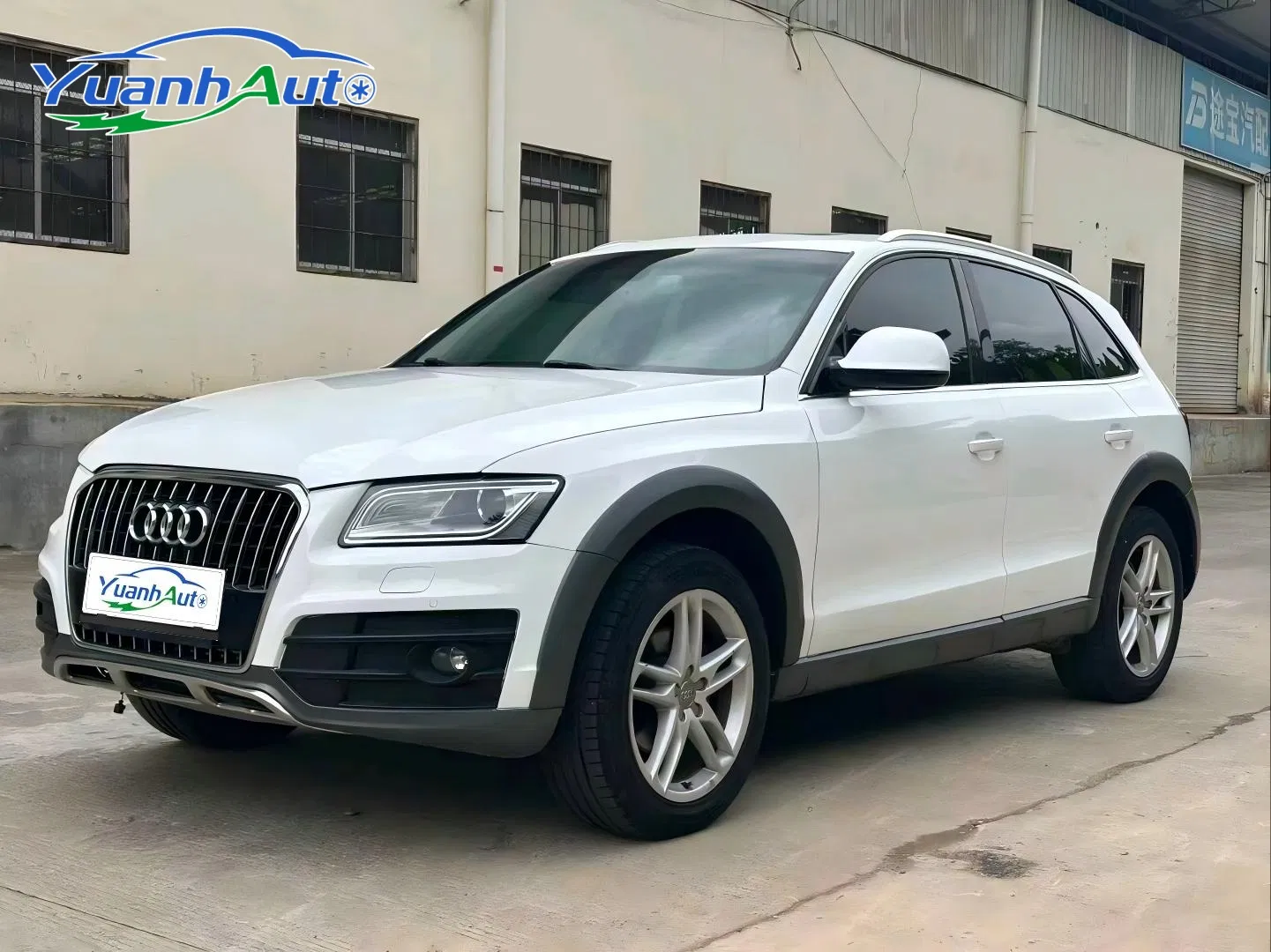 2017 Audi Q5 vehicle photo 3