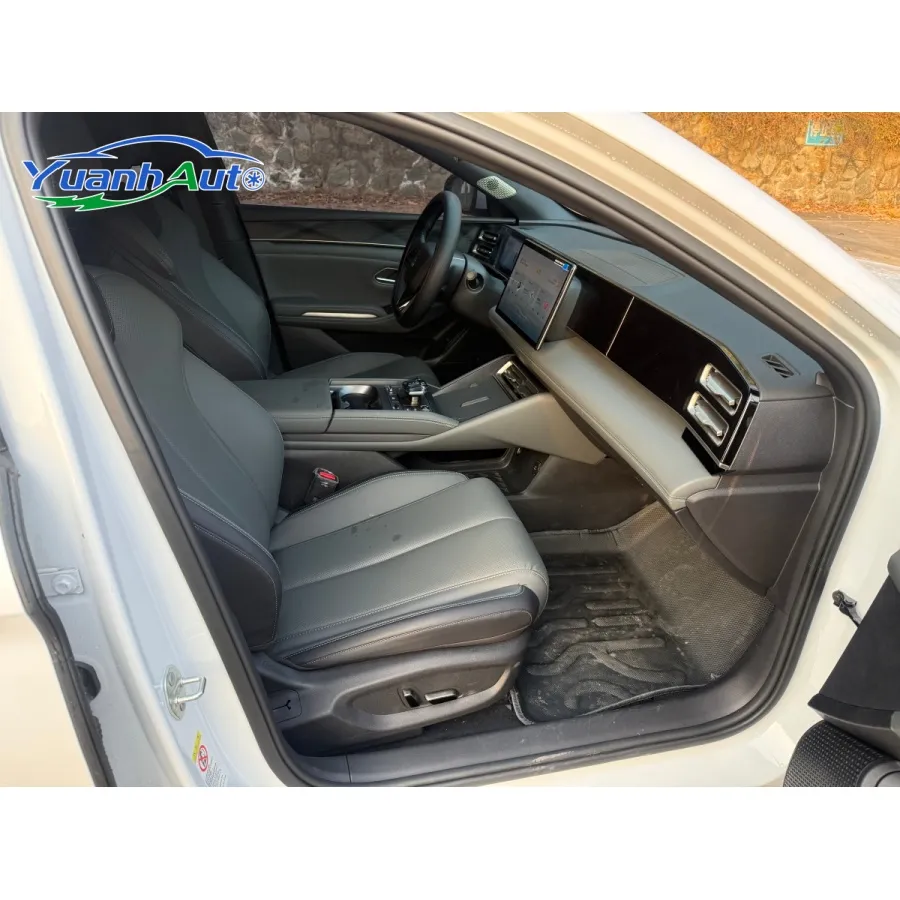 2024 BYD Qin Plus Honor Hybrid Sedan — source image 16
