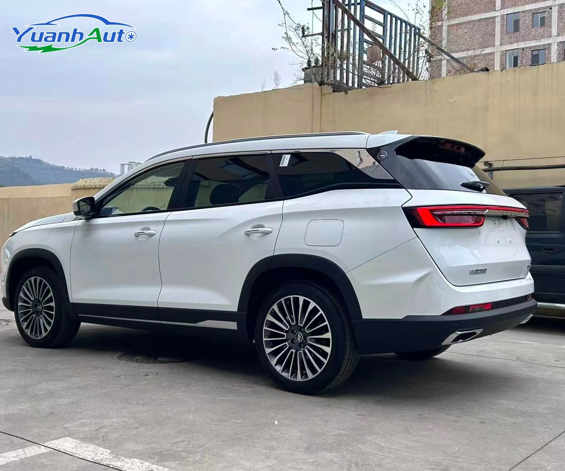 2023 Jetour X70 Plus 1.5T Petrol SUV — source image 13