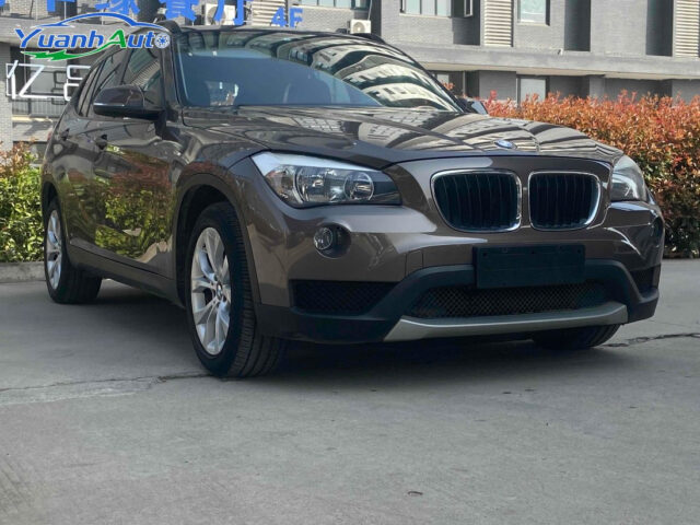 2013 BMW X1 vehicle photo 1