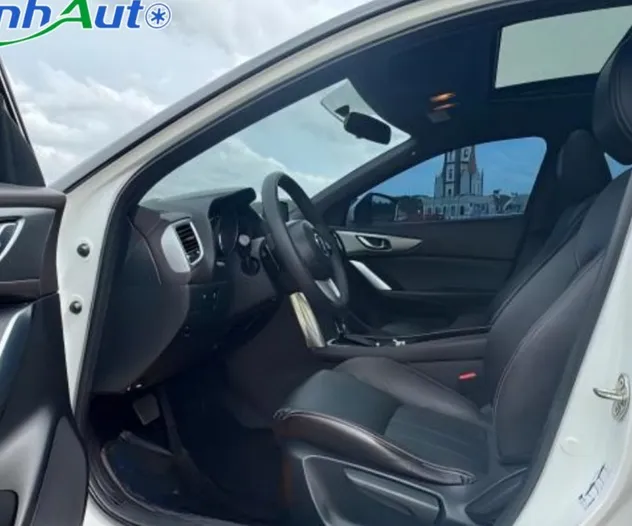 2016 Mazda CX-4 2.0L Petrol SUV — source image 13