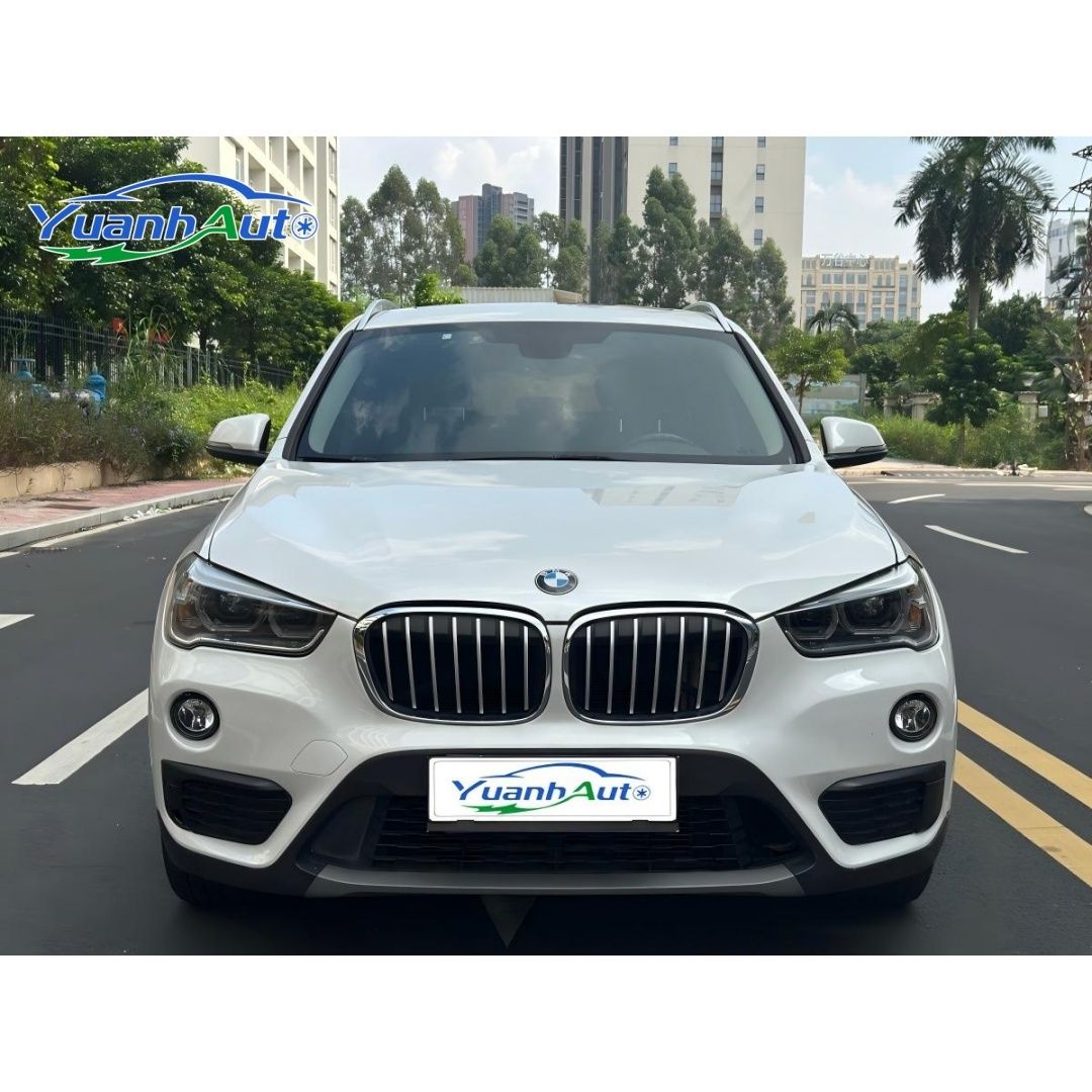 2018 BMW X1 vehicle photo 1