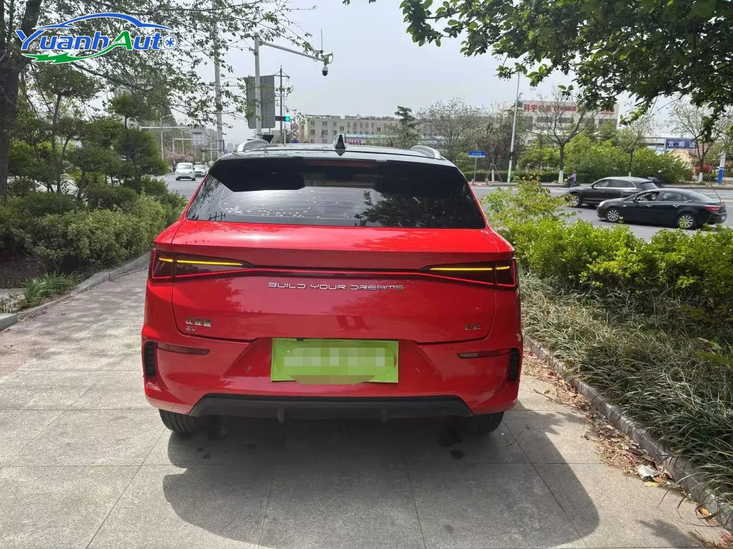2021 BYD e2 Electric Hatchback — source image 11