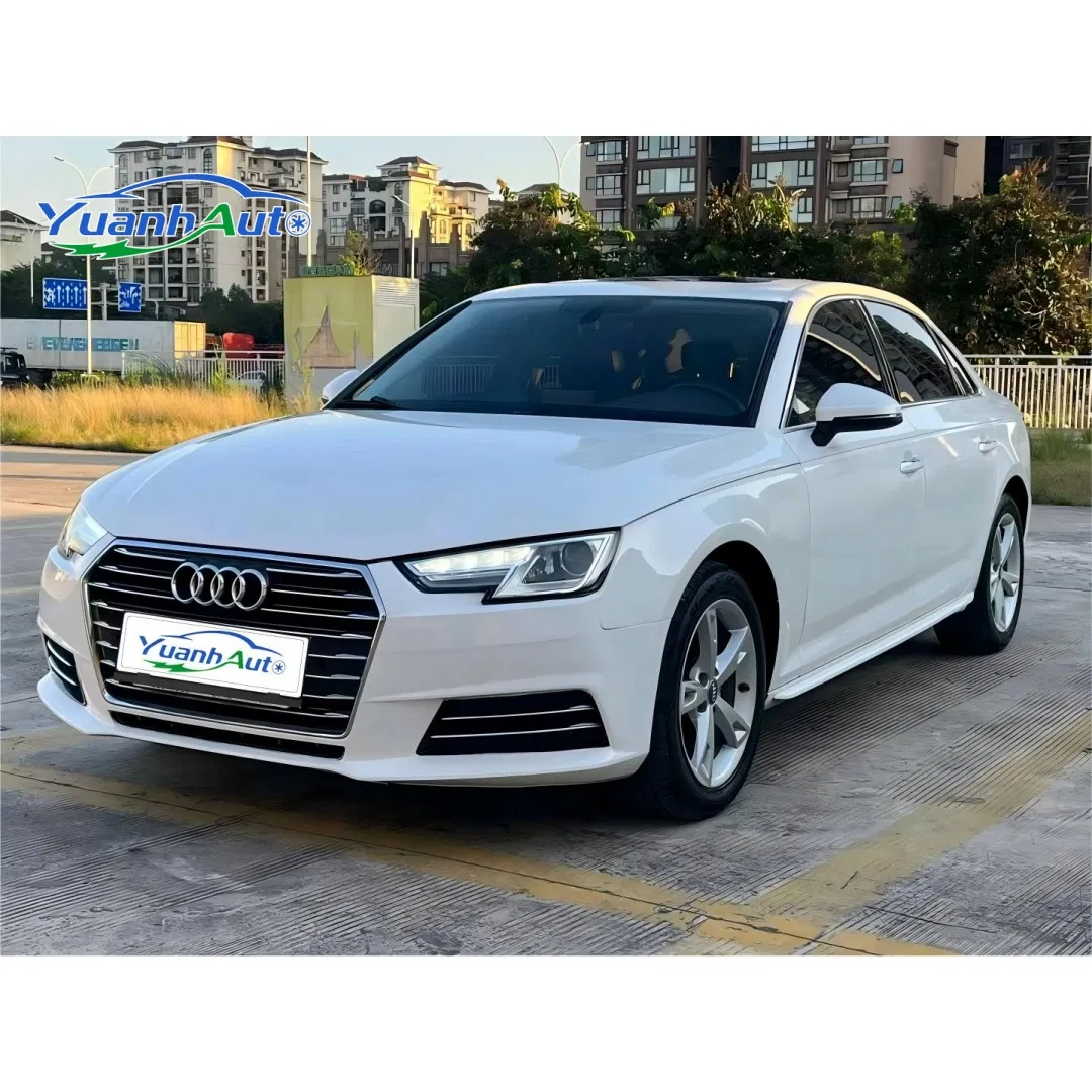 2018 Audi A4L vehicle photo 3