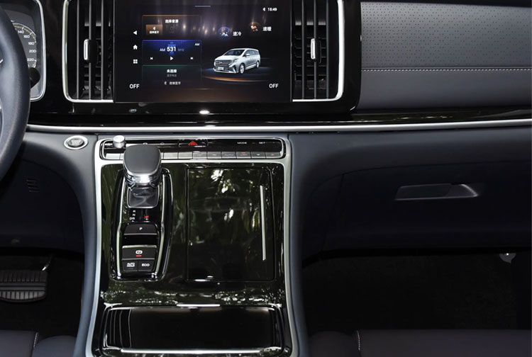 2024 GAC Trumpchi M8 MPV Véhicule à essence Voitures à carburant moyennes et grandes MPV