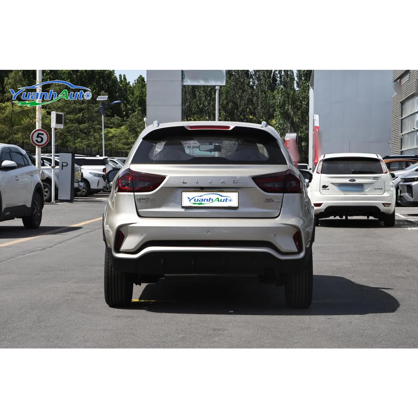 2025 New Geely Livan X3 PRO Vehicle SUV 1.5L Manual Large Gasoline Car for Adults Used Second Car