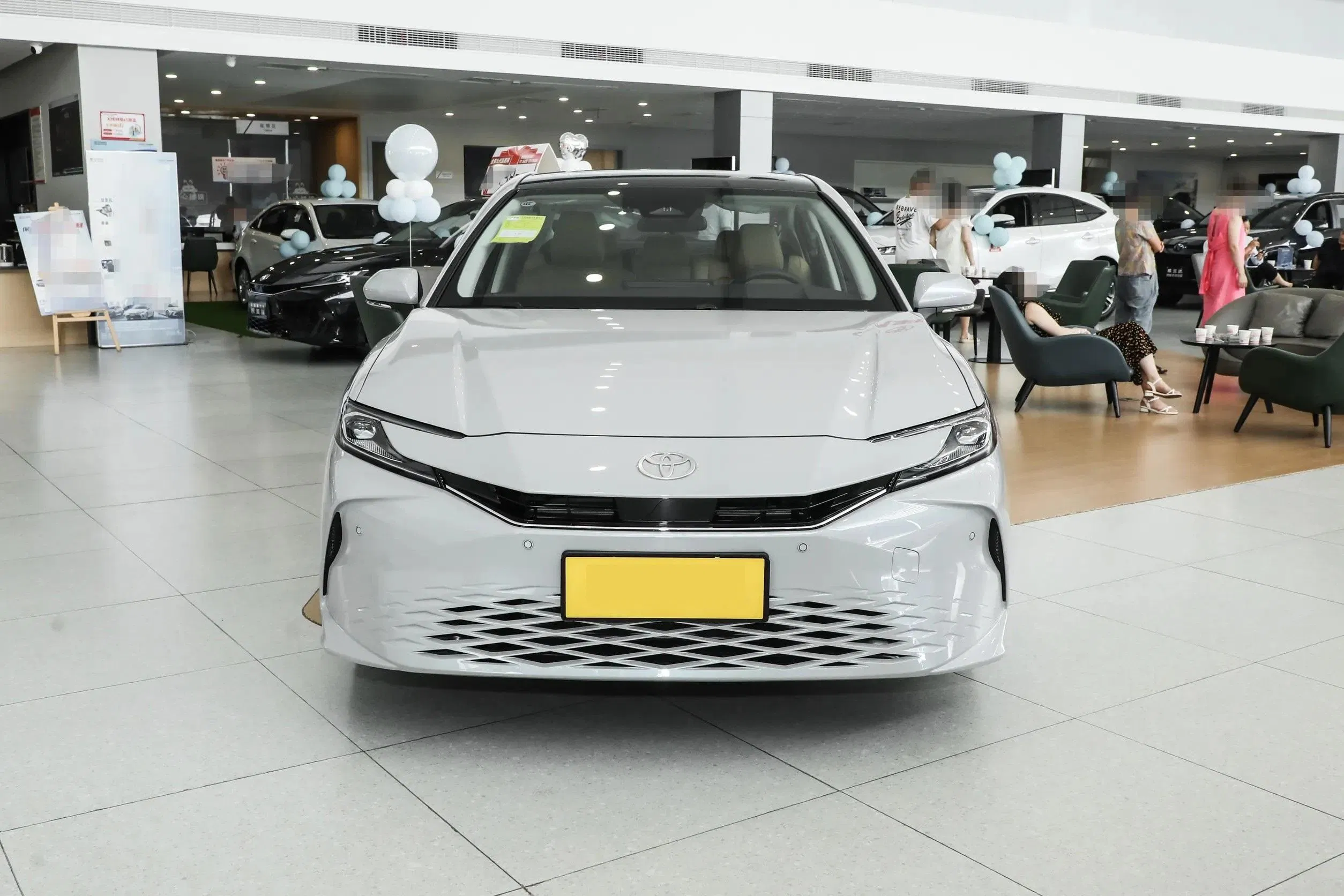 Used Toyotas Camrys 2024 Model 2.0 Gvp Luxury Edition and 2024 Hybrid 2.0 Hgvp Luxury Edition Hybrid Cars