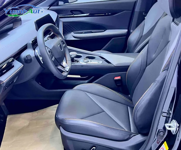 Changan Univ 2022 1.5t Premium and Affordable Used High Quality Modern Efficient Powerful Spacious Reliable Safe Premium Gasoline Vehicle Petrol Car