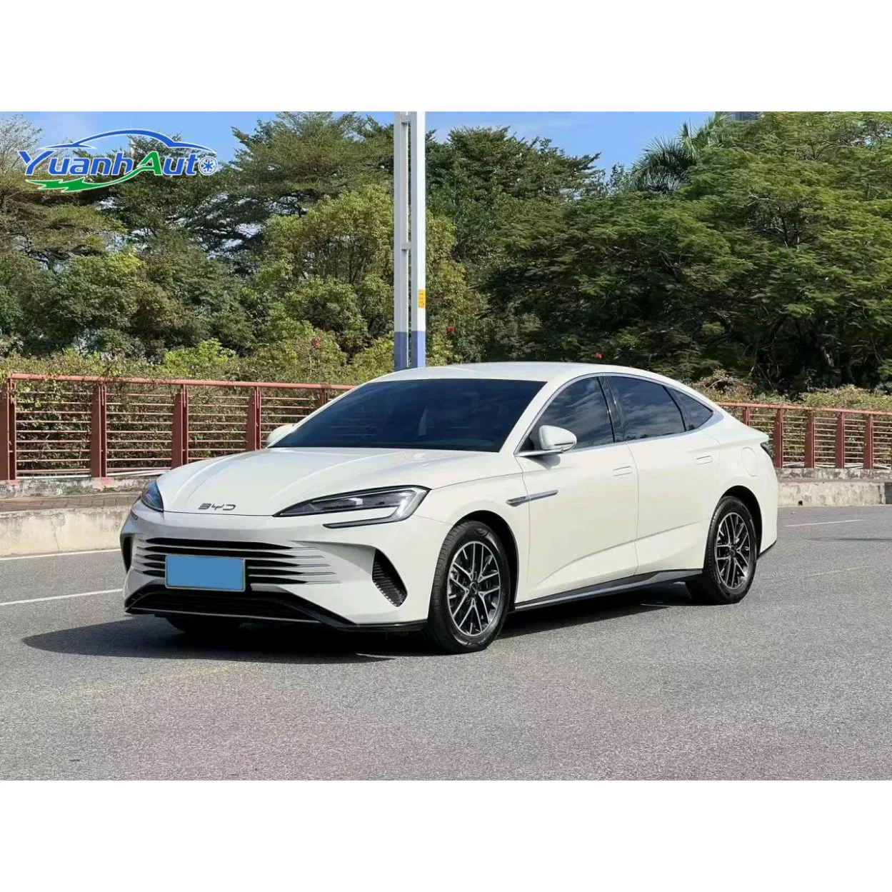 Attractive Auto Vehicle 2023 Byd Seal 1.5L 110HP L4 E-CVT Phev 17.6kwh Used Car