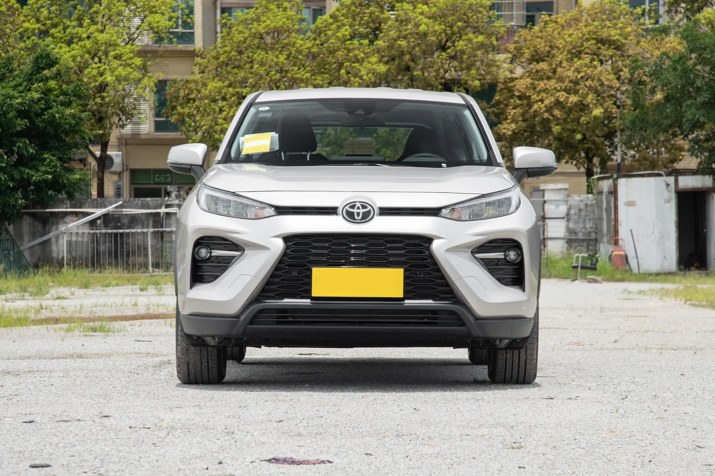 2024 Toyotas Wildlander 5-Seater Hybrid Electric Car with Panoramic Sunroof Compact SUV 180km/h High Speed
