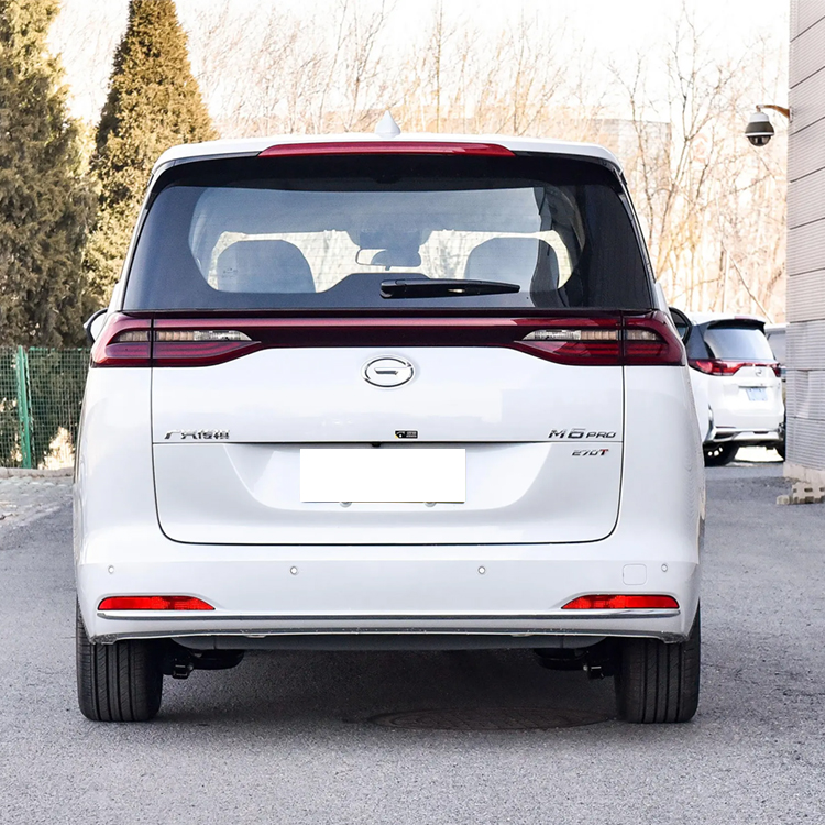 New Petrol Car China Compact MPV GAC Trumpchi M6 Pro 270T Cheap Gasoline Car 7 Seats
