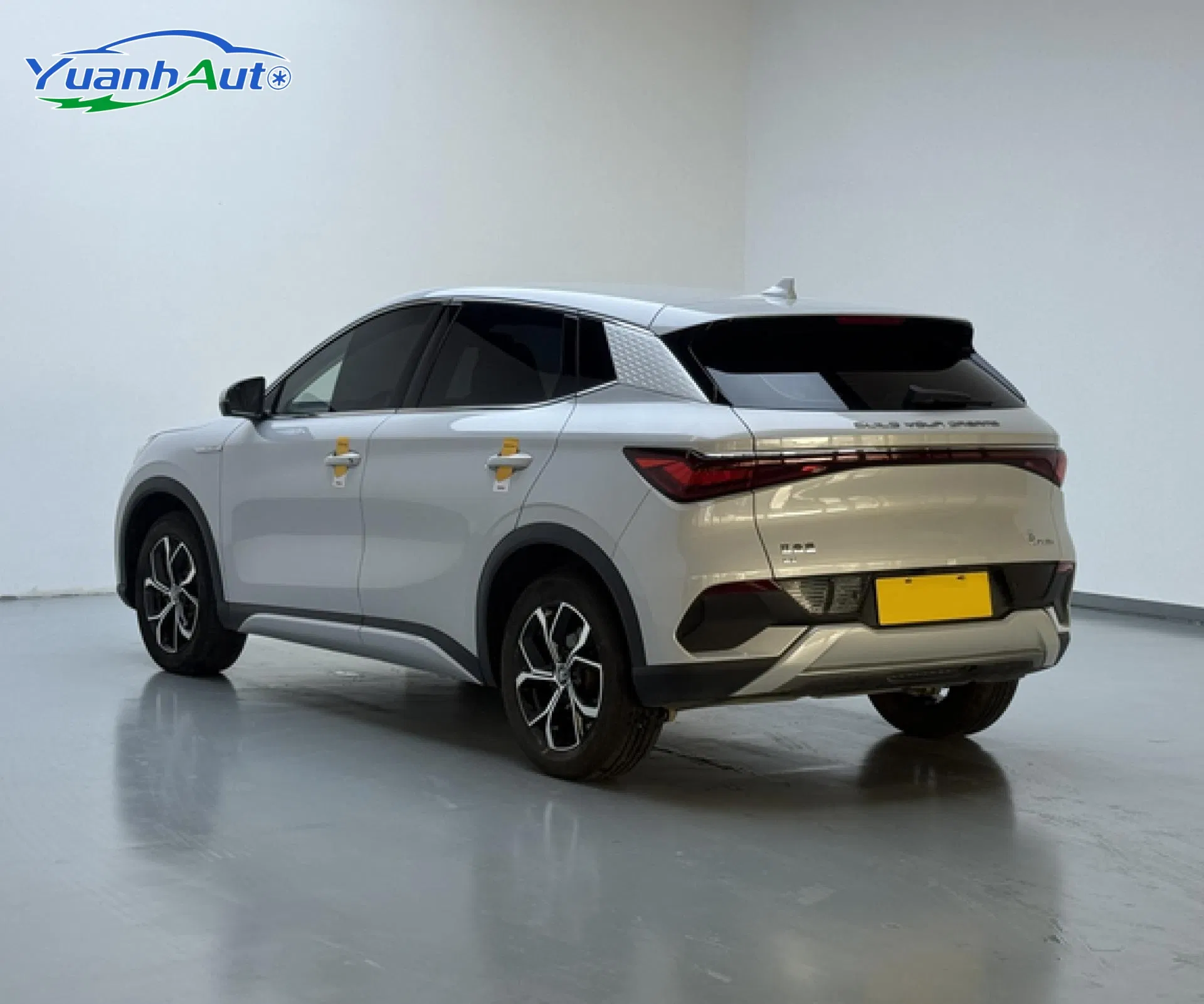 Vehículo eléctrico Byd Yuan Plus usado de 2024, 510 km, coche de nueva energía.