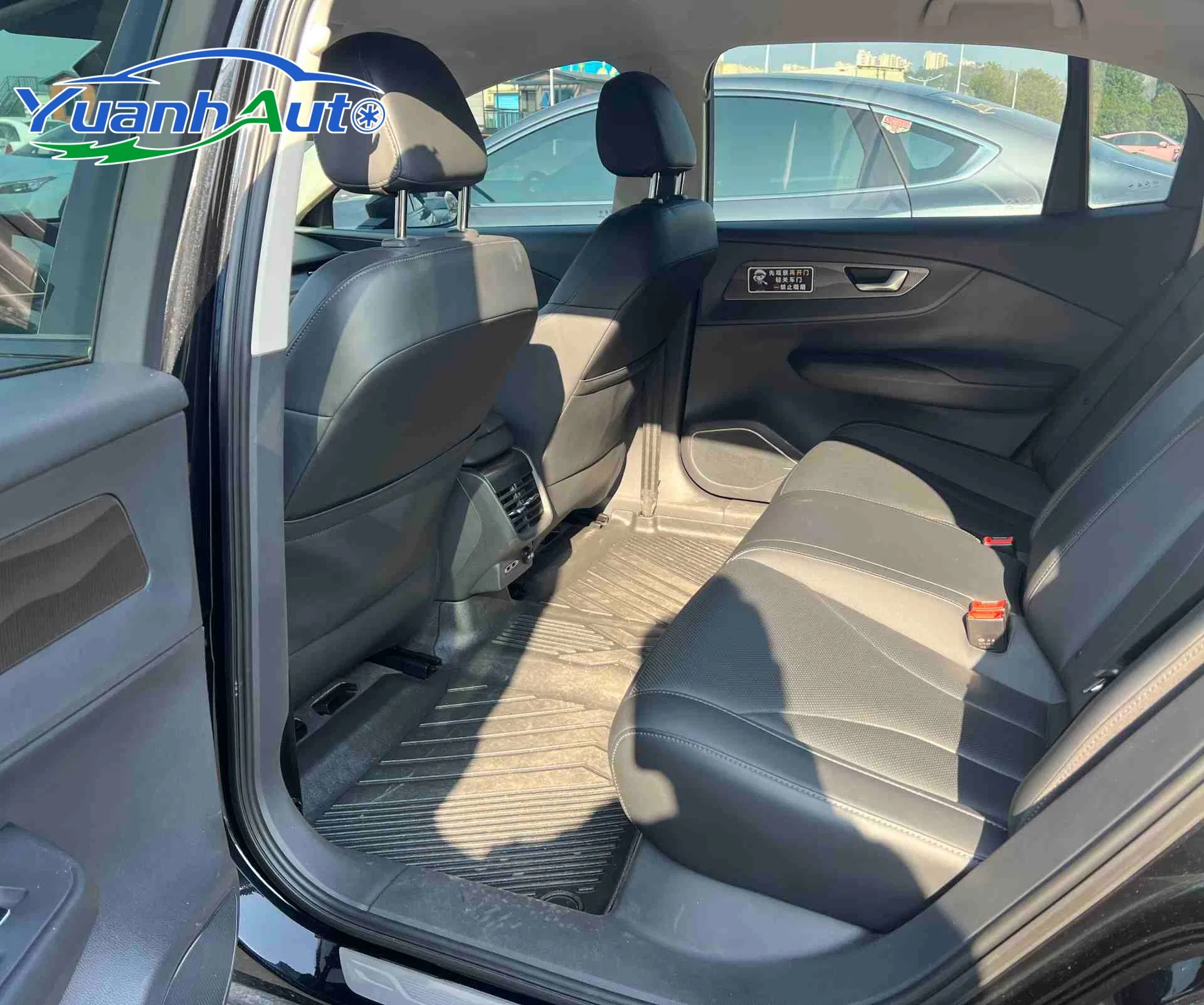Hongqi E-Qm5 2021 Model Online Charging Didi Version 5 Seats Car