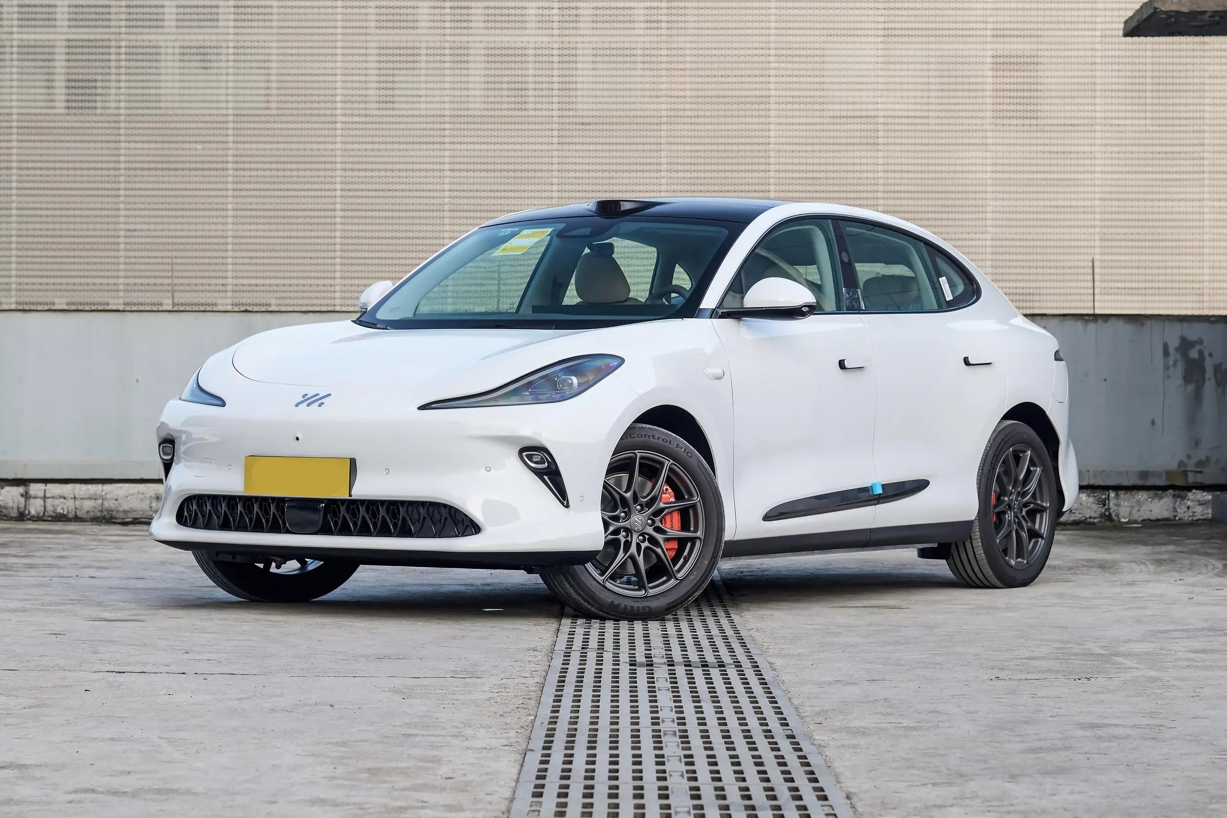 New Energy Car Zhiji IM LS6 Sedan Electric 2023 High Power 4WD Zhiji IS6 Sports Cars for Adults New Energy Vehicles