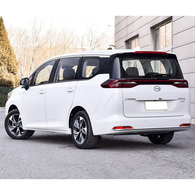 New Petrol Car China Compact MPV GAC Trumpchi M6 Pro 270T Cheap Gasoline Car 7 Seats