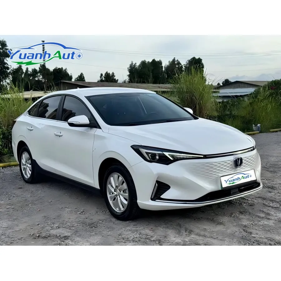 Second Hand Changan Eado Yidong New Energy 2022 EV460 Zhihuan Network Edition Lithium Iron Phosphate Used Auto Energy Vehicles