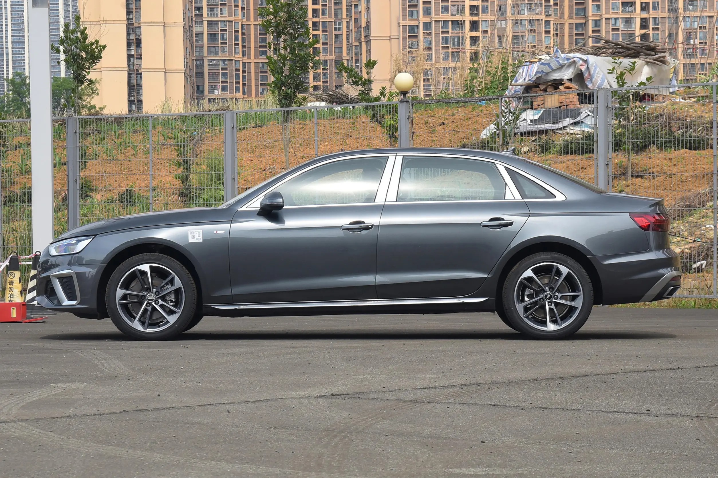 Nuevo Audi A4L TFSI 2024 de alta calidad, moderno y dinámico, sedán de 4 puertas y 5 asientos, fabricado en China. Vehículo nuevo a la venta.