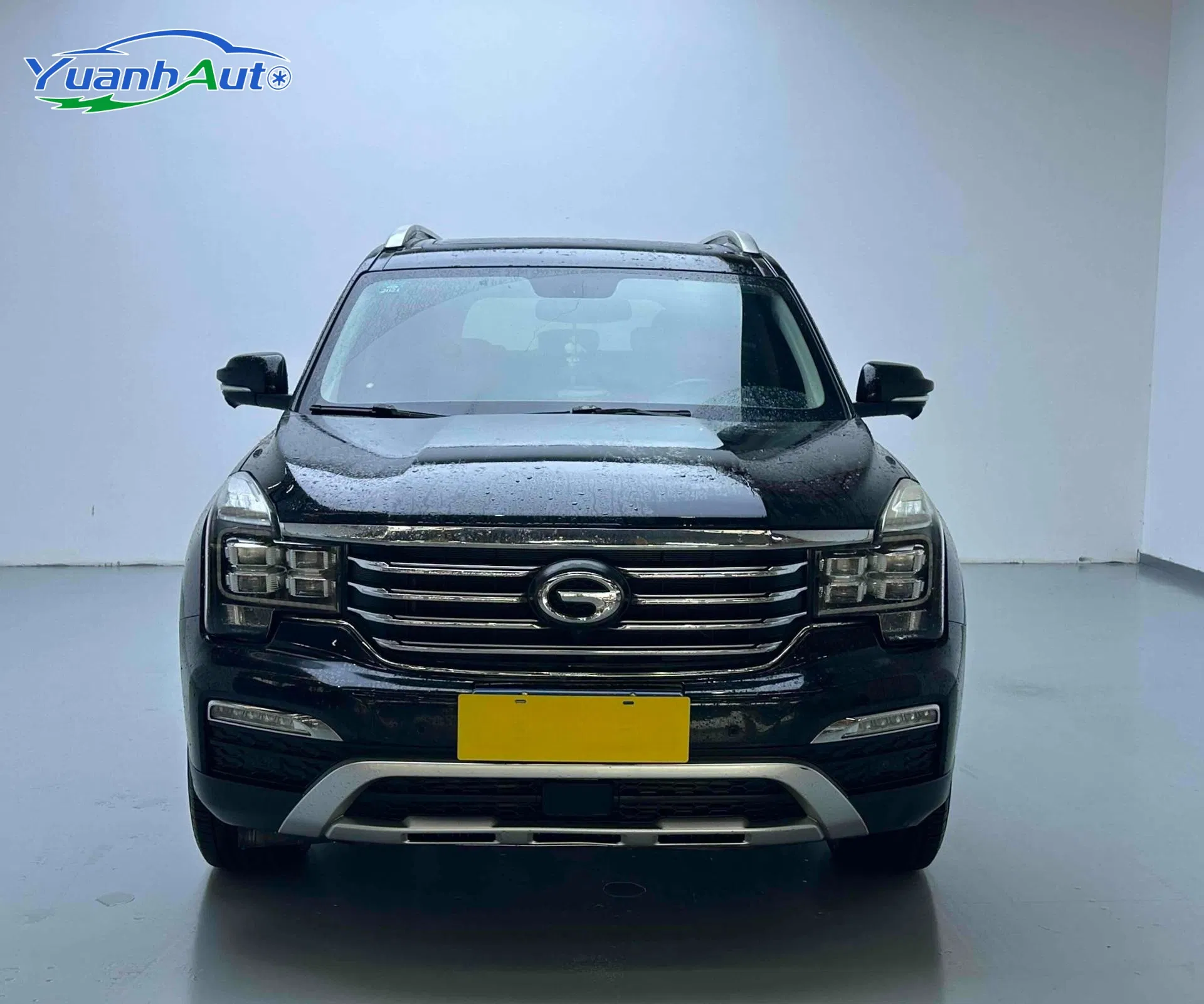 Used GAC GS8 2017 SUV 320t Two-Wheel-Drive Luxury Intelligent Connected Four-Wheel-Drivecar Gasoline Vehicle