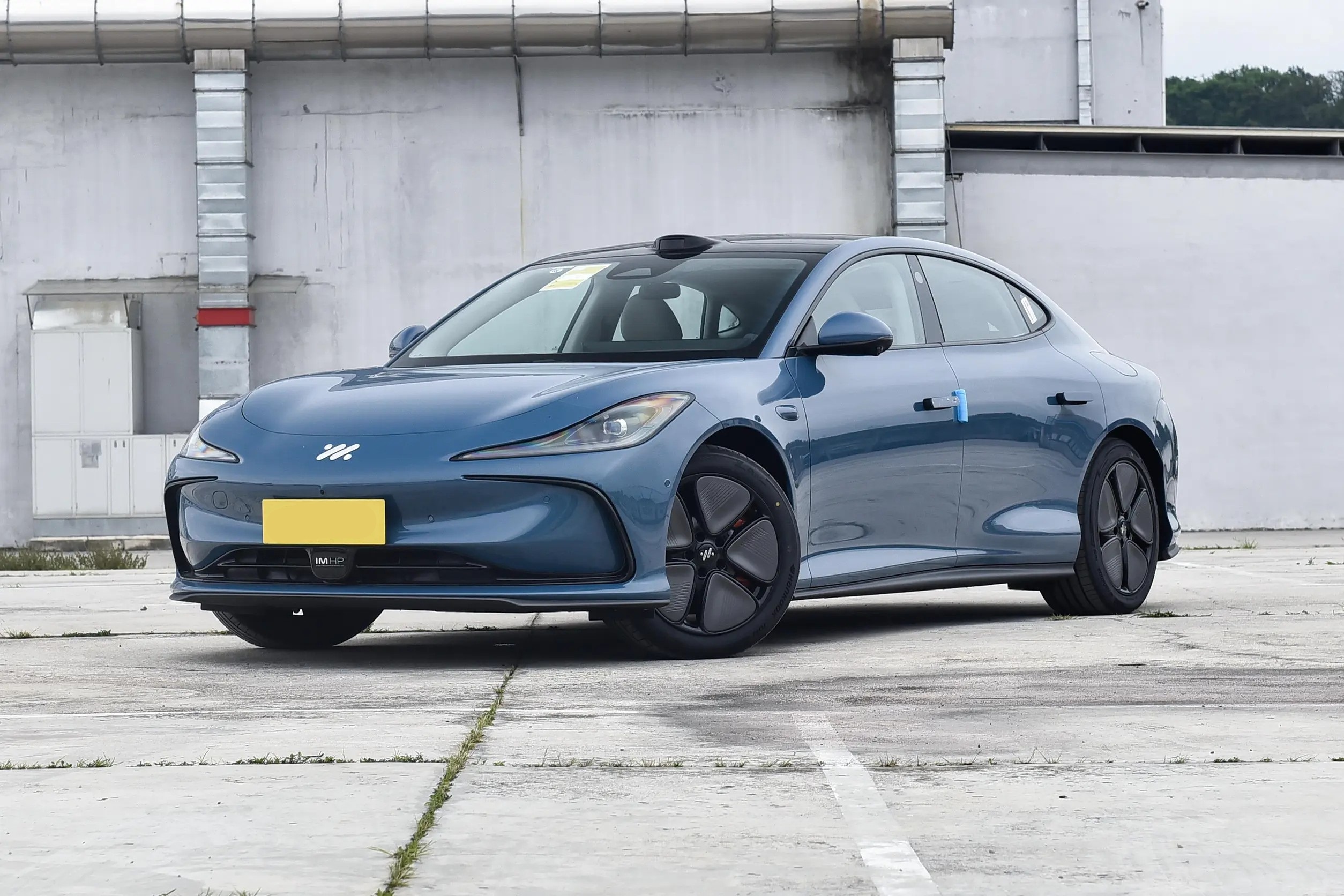 2025 New Car Zhiji L6 Ev Car Luxury 5 Seat Sedan 850km Range Electric Car Fast Charging New Energy Vehicle L6 Sports Car