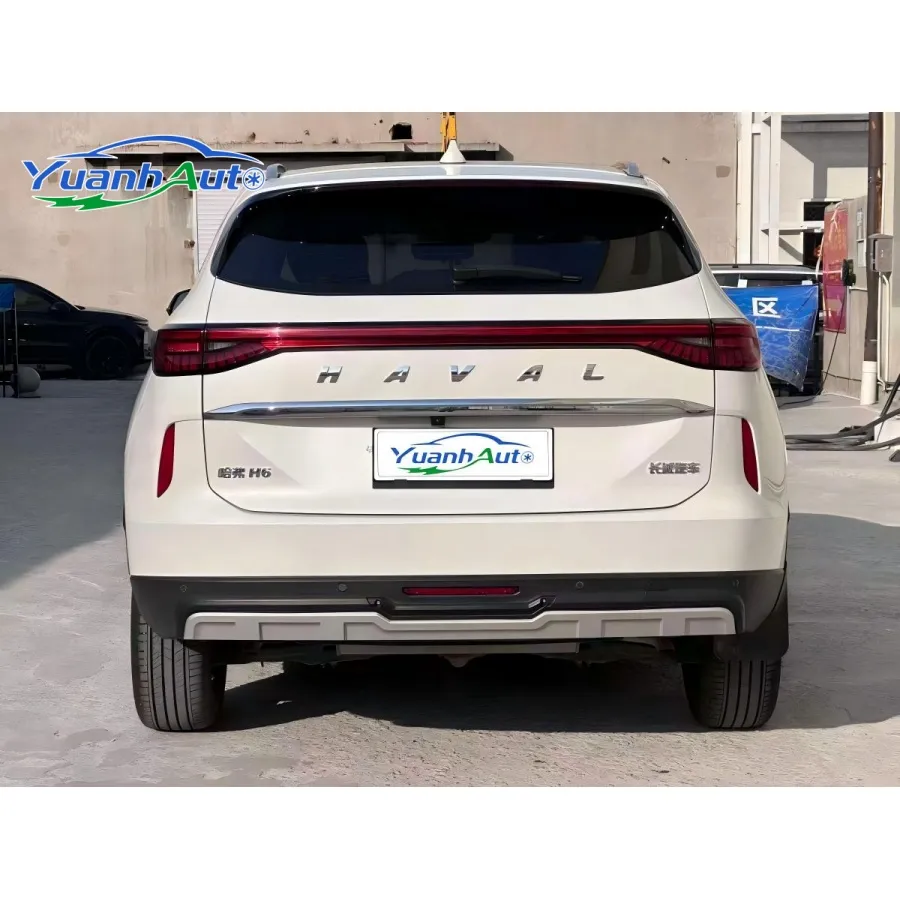 Vehículo Haval H6 2022 de tercera generación, 1.5t, automático, tracción a dos ruedas, usado.
