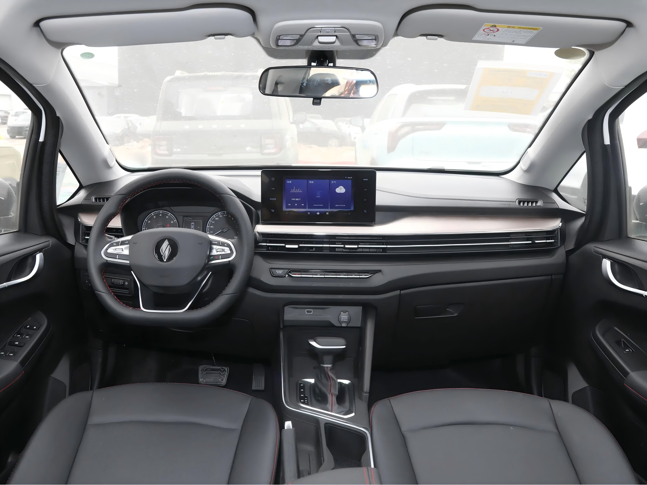 2025 2026 for Geely Livan X3 Pro Cheap New Gasoline SUV 1.5L CVT 170KM/h Speed Small SUV Vehicle