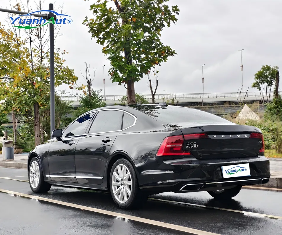 2020 Volvo S90 Model T5 Smart Comfort Luxury Edition SUV Used Car