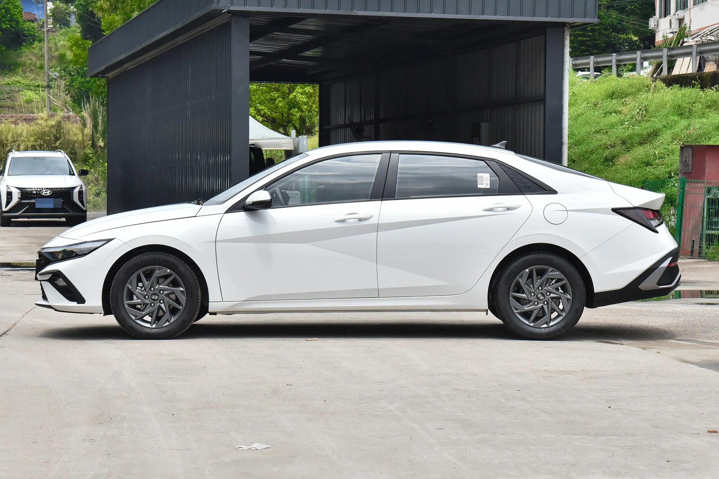 2024 Hot Sale 2023 1.5L Cvt Gls China Hyundai Elantra New Cars Suv Low Price Gasoline Car Made in China for Export