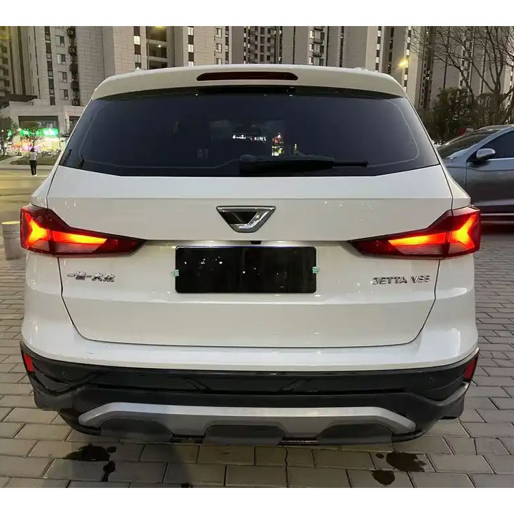 سيارة فولكس فاجن جيتا VS5 280Tsi مستعملة موديل 2019، تعمل بالبنزين، أوتوماتيكية