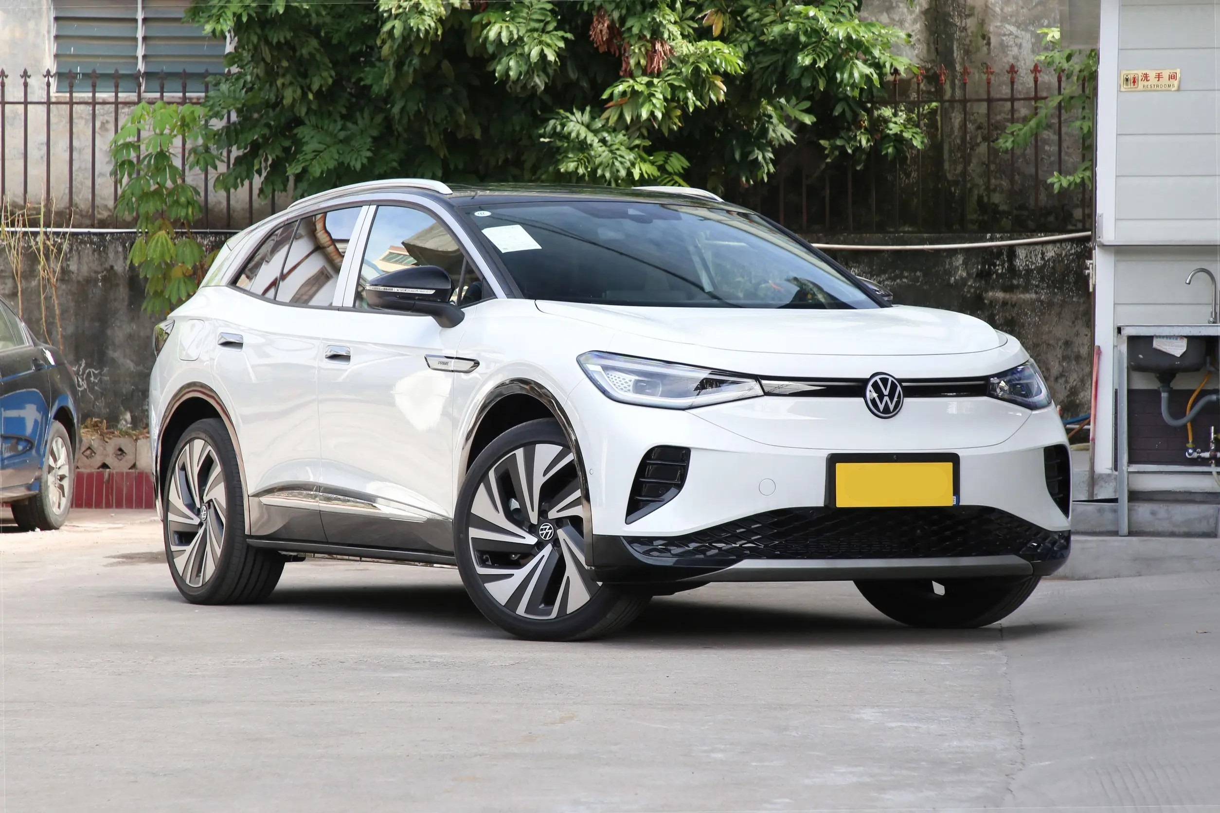 Nuevo VW ID4 Crozz 2025, SUV eléctrico de 4 ruedas, duradero, edición Pro de largo alcance de 600 km.