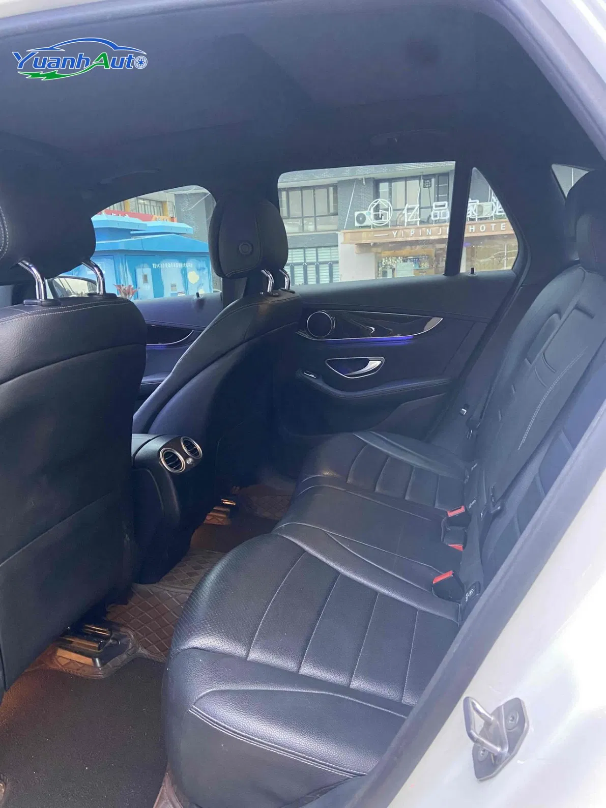 Mercedes Benz GLC 260 4MATIC SUV de lujo usado de 2017, cómodo, gasolina.