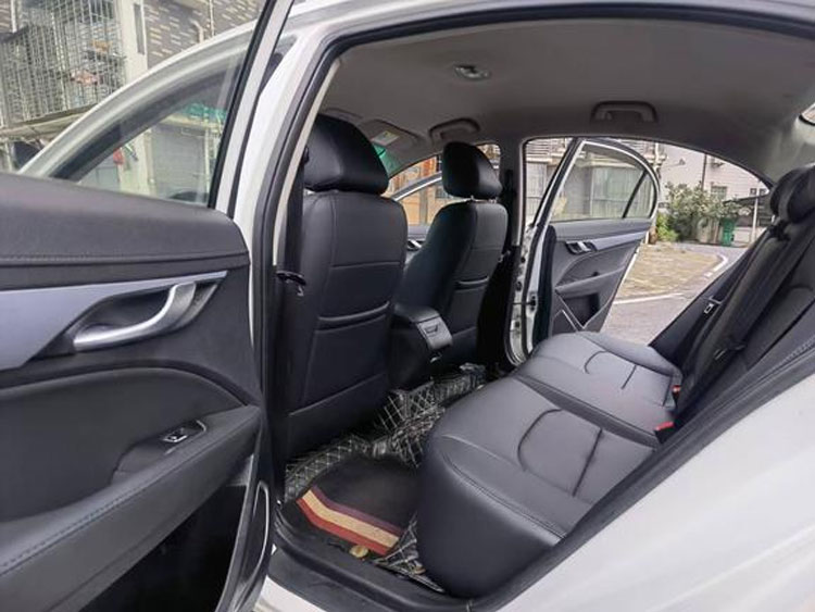 In Stock Electric Cars for Sale 2018 Geely Emgrand Ev450 400Km Cars Used Vehicles