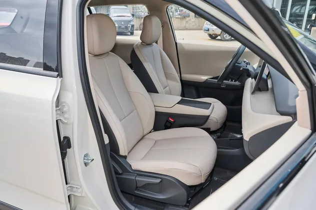 2025 Dongfeng Nano 06 401 Air 401km Cltc 135kw Compact SUV Electric Car