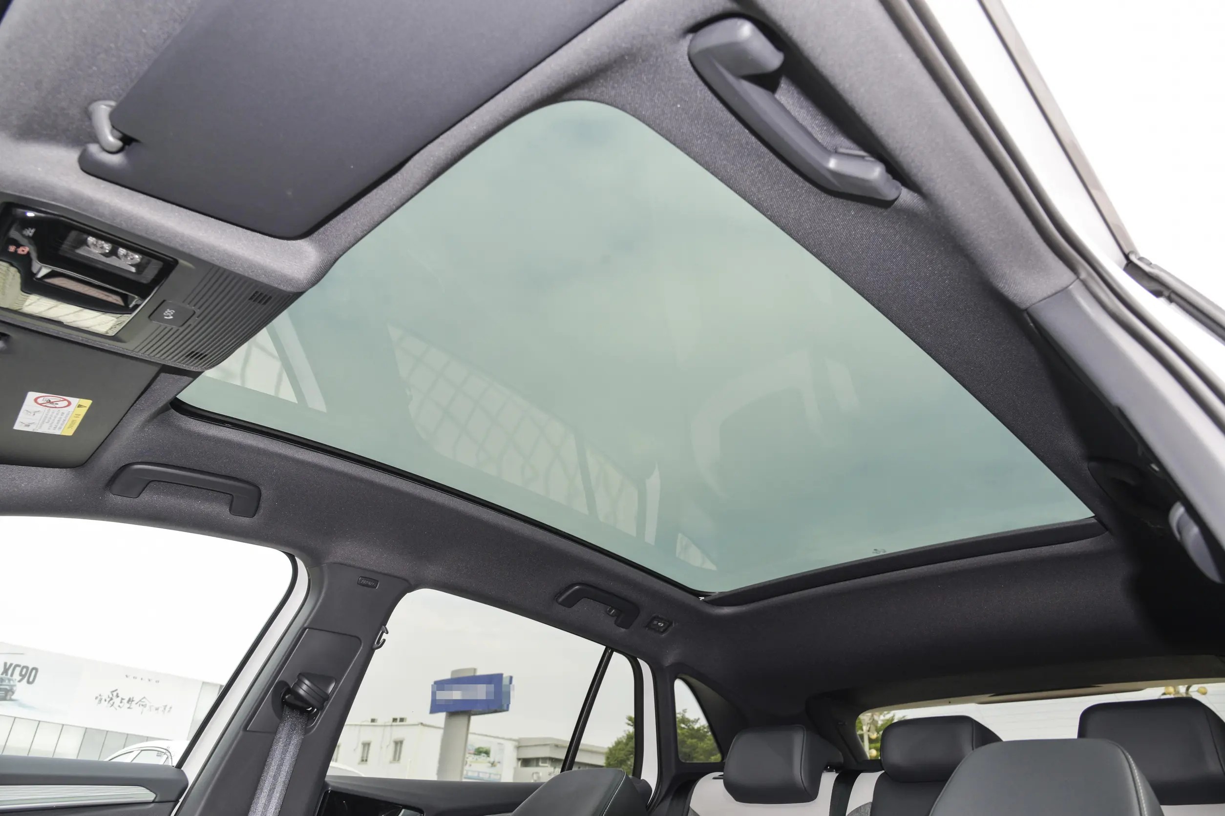 VW ID4 Crozz SUV eléctrico de 4 ruedas, duradero, edición Pro de largo alcance de 600 km, 2024.