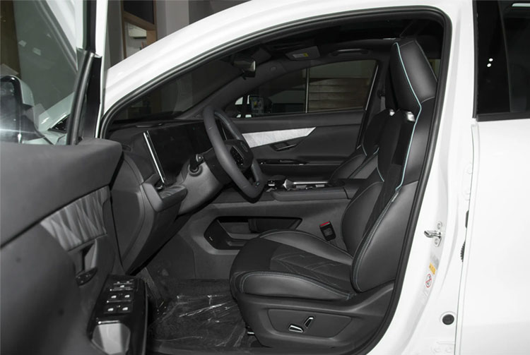 Coche de gasolina Changan UNI-T 1.5T 2WD SUV 2023, nuevo, automático, deportivo.