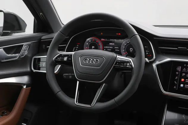 2026 Model Audi A6l 45 Tfsi 3024mm Wheelbase 370n·M Gasoline Vehicle Fuel Car Petrol Car