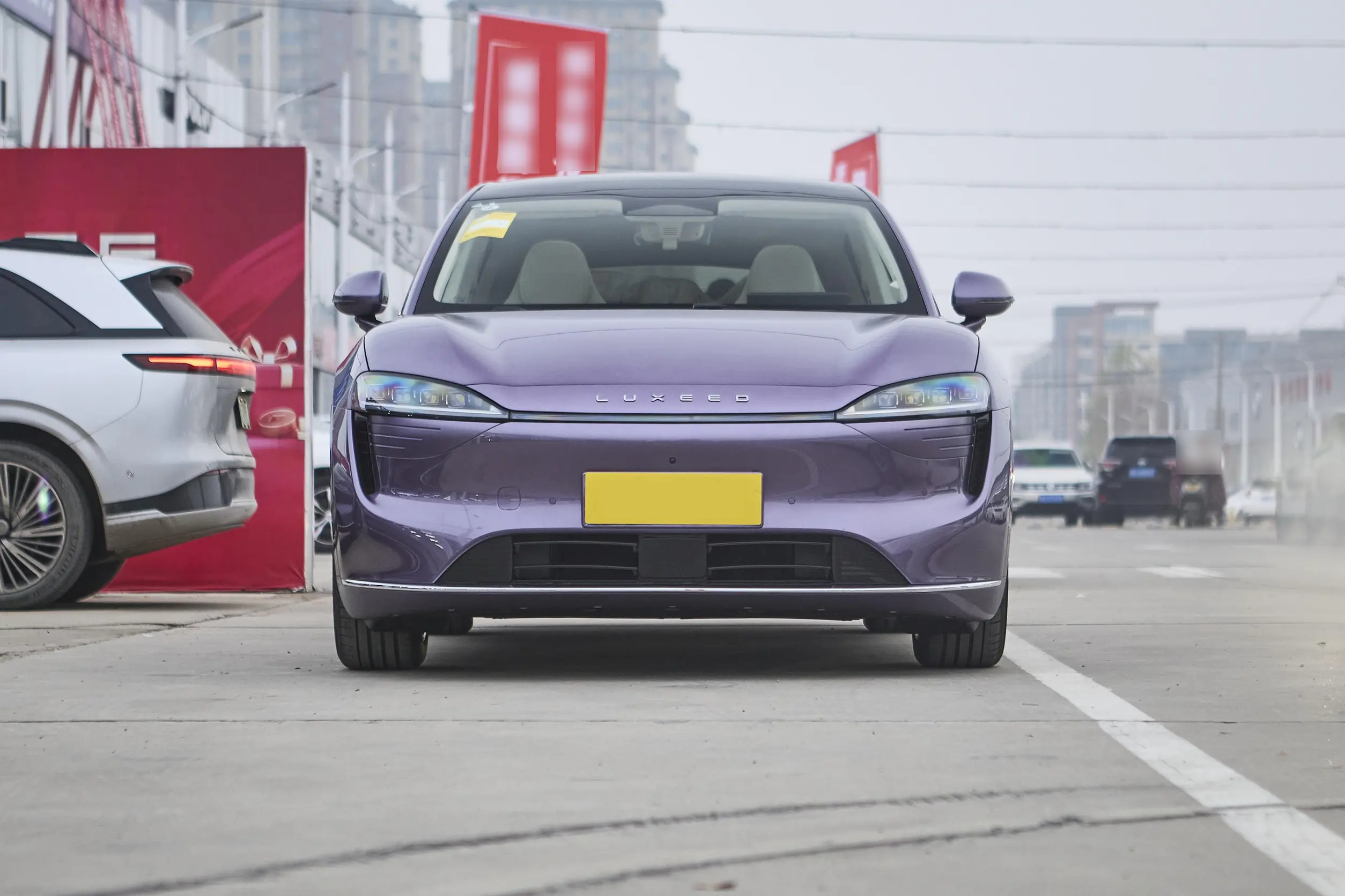 New Car LUXEED R7 2024 Pre-Sale Electric Sedan Car 5-Seat RWD 2WD 4WD 855KM High-Speed New Energy Vehicle Hua Wei Chery