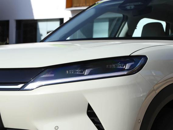 2025 2026 New Energy Car BYD Yuan up