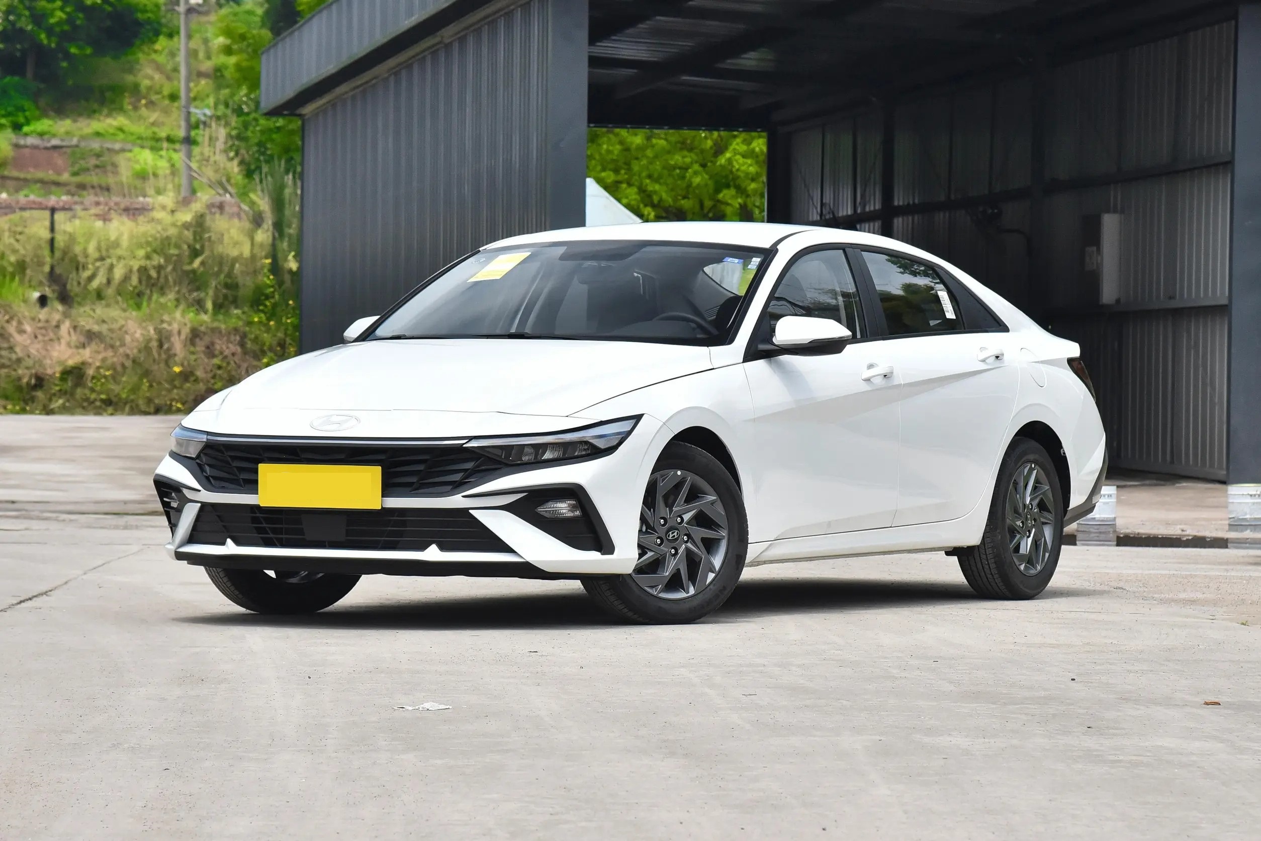 2024 Hot Sale 2023 1.5L Cvt Gls China Hyundai Elantra New Cars Suv Low Price Gasoline Car Made in China for Export