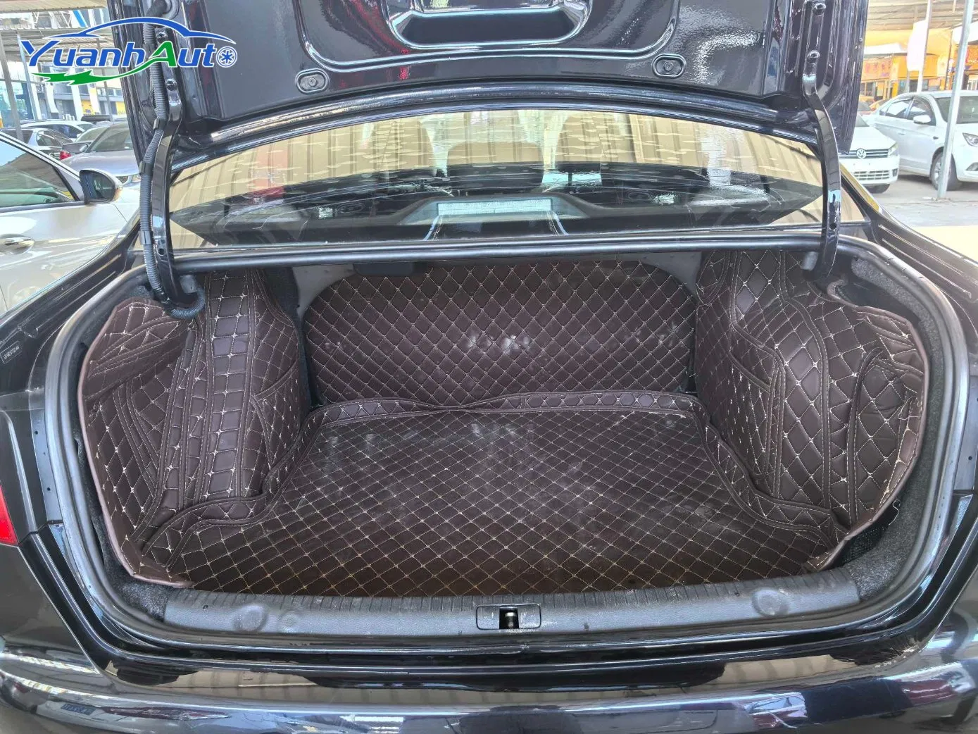 Volkswagen Lavida Sedán 1.6L 110HP Ea211 usado, año 2015.