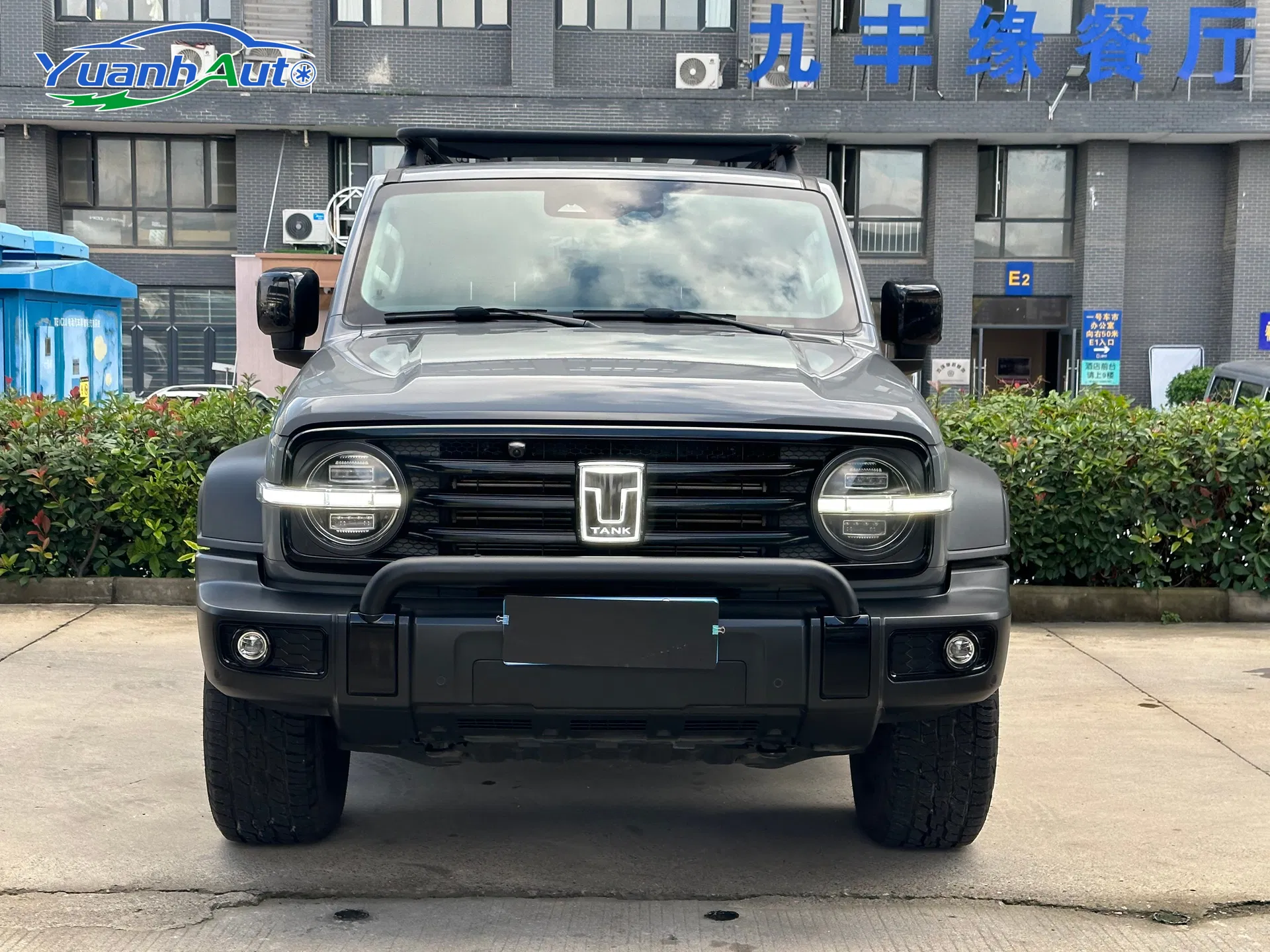 GWM Tank 300 Versión todoterreno 2.0T Turbo Gasolina 4WD 4x4 Hardcore Todo Terreno Robusto SUV Todoterreno 5 Asientos Vehículo Todoterreno