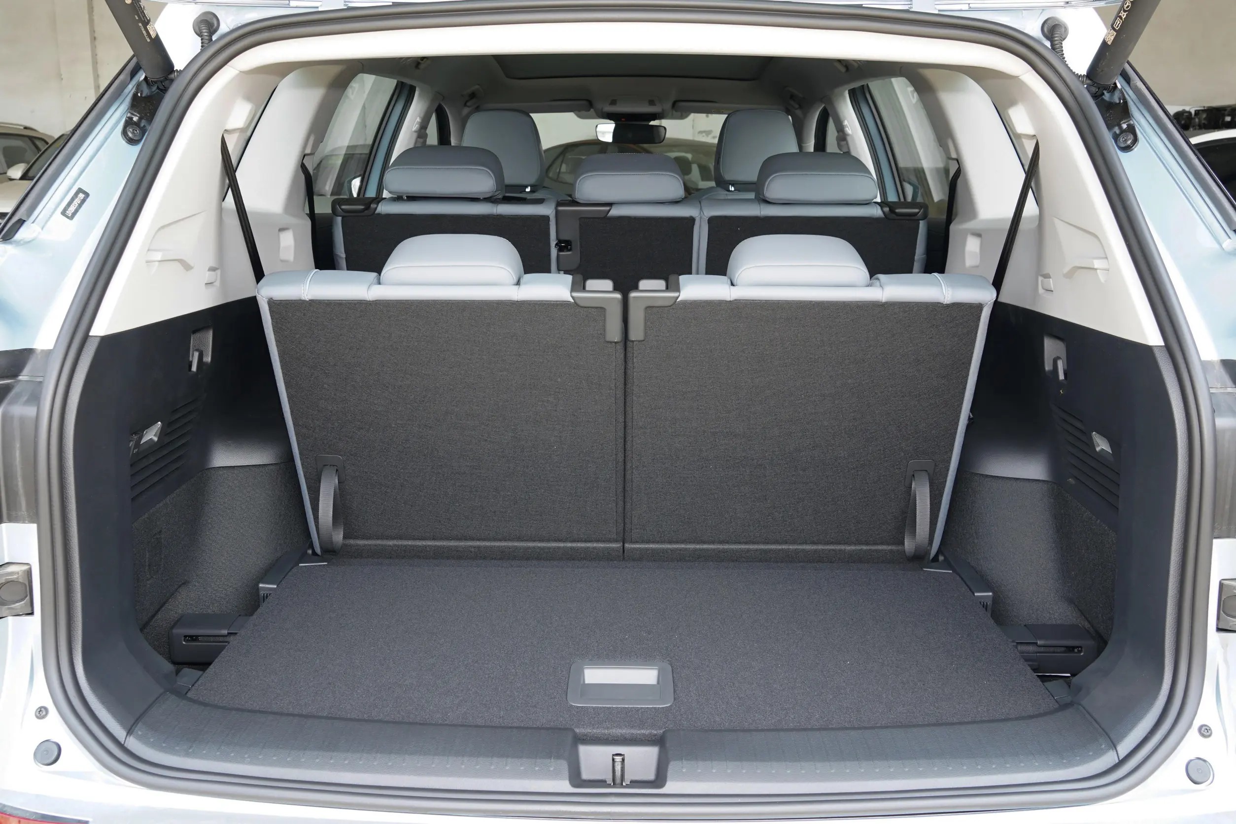 Volk Swagen ID 6X EV 4-Wheel Car VW ID4X/ID6X New Energy Vehicle Electric Cars for Volk Swagen ID4 ID6 Crozz Model for Sale