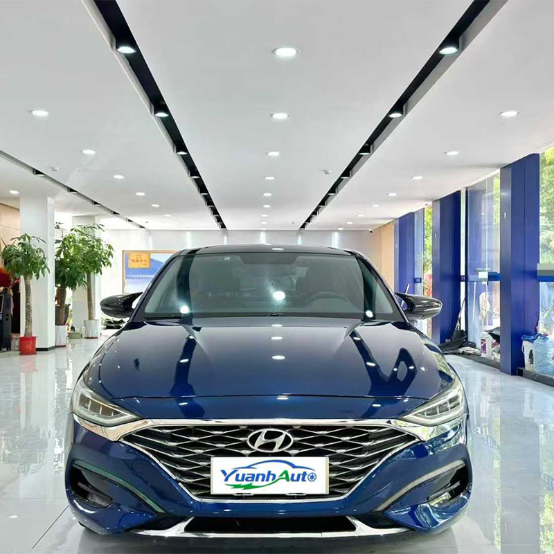 Hyundai Festa de gasolina usado del 2021
