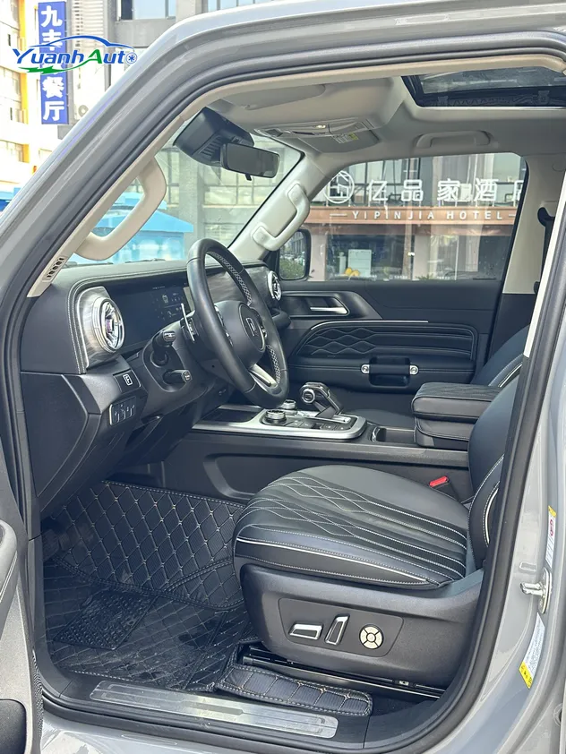 GWM Tank 300 Versión todoterreno 2.0T Turbo Gasolina 4WD 4x4 Hardcore Todo Terreno Robusto SUV Todoterreno 5 Asientos Vehículo Todoterreno