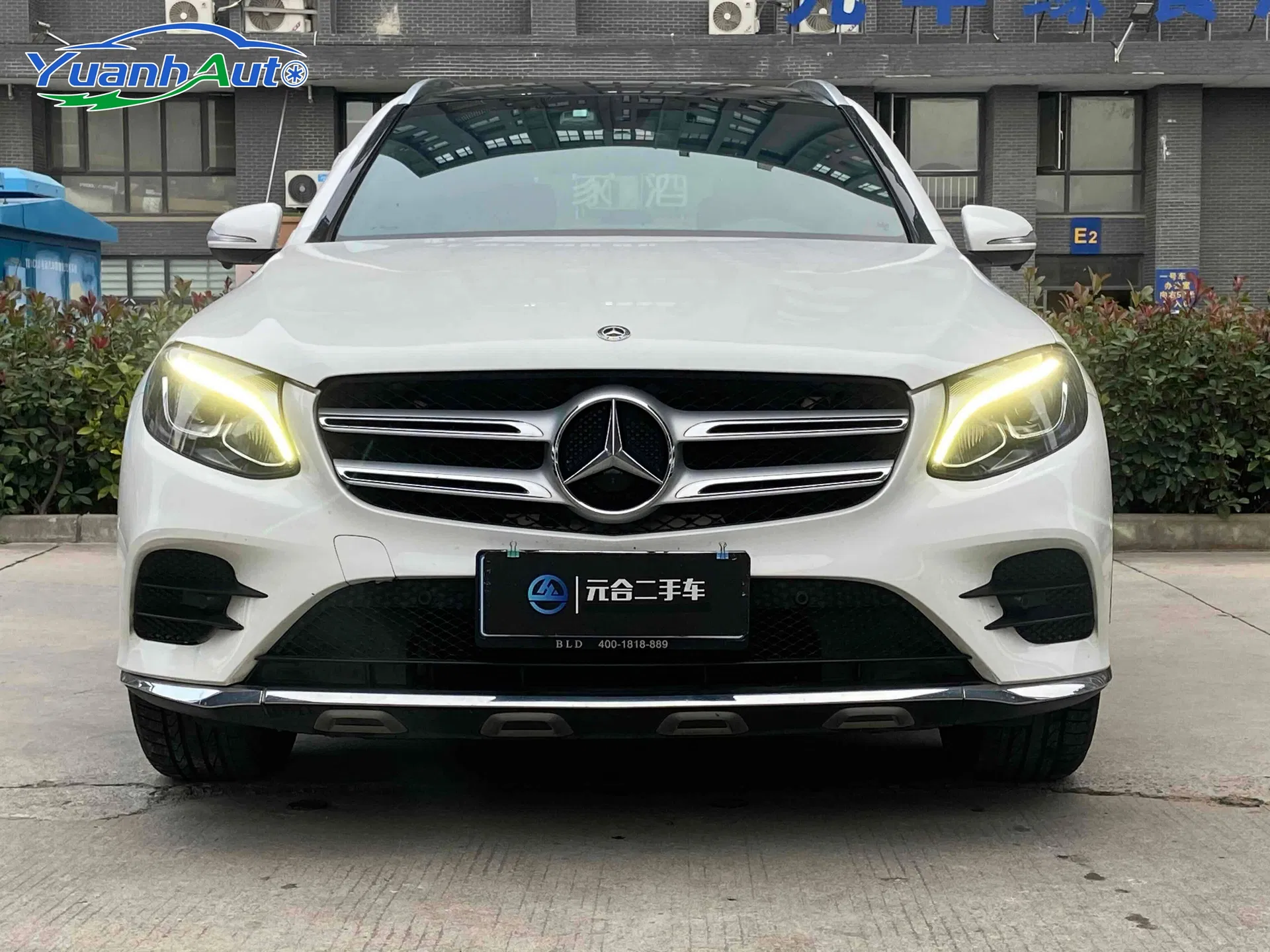 Mercedes Benz GLC 260 4MATIC SUV de lujo usado de 2017, cómodo, gasolina.