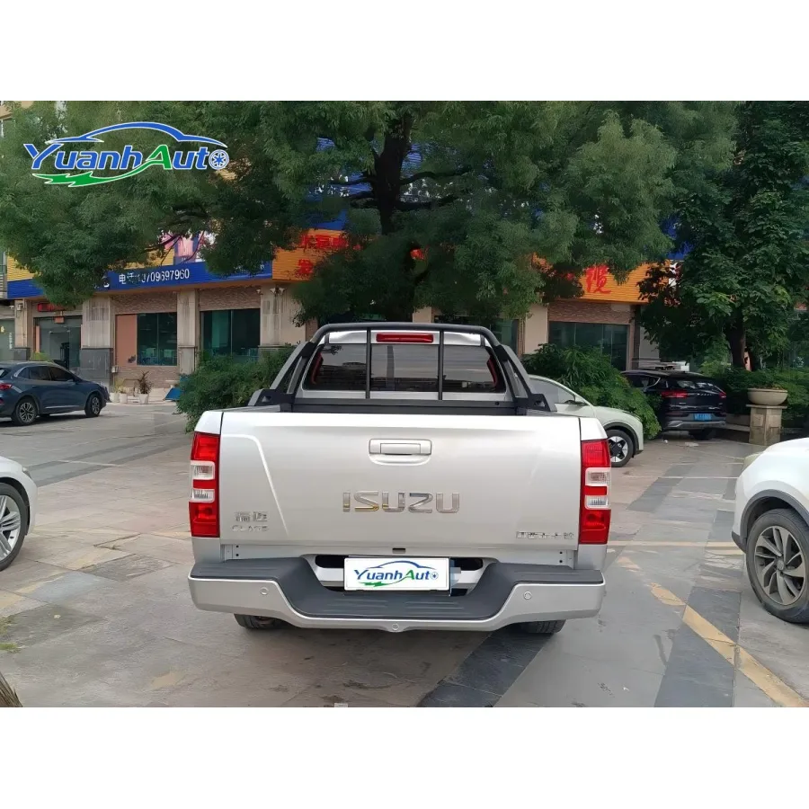 Isuzu Ruimai d'occasion, modèle 2018, 2.8t, version classique, deux roues motrices, luxueux, compartiment de chargement allongé, pick-up diesel.