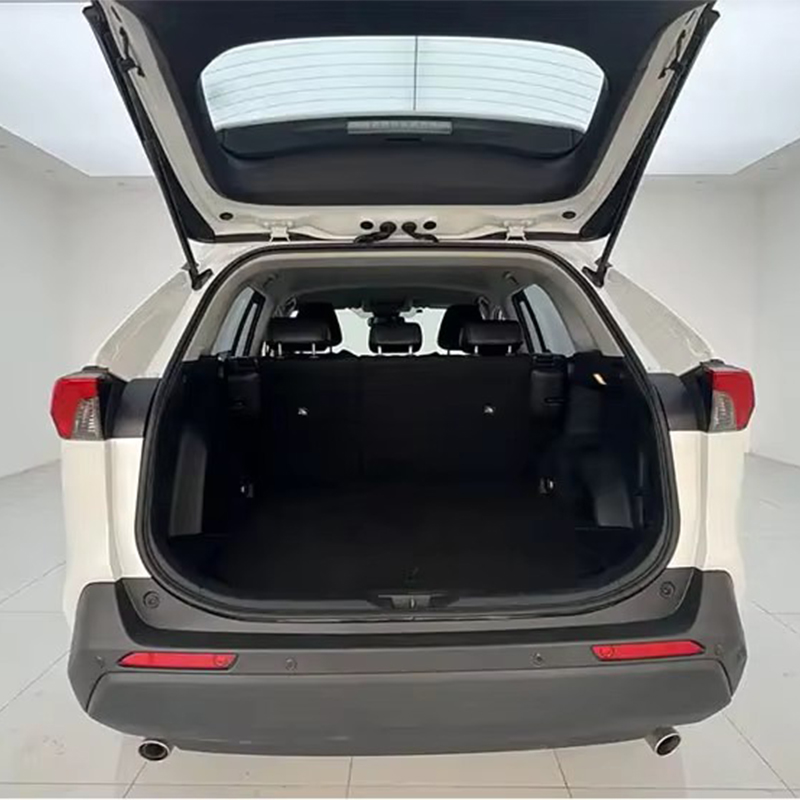 Toyota Rav4 2.0L, SUV essence d'occasion de 2021