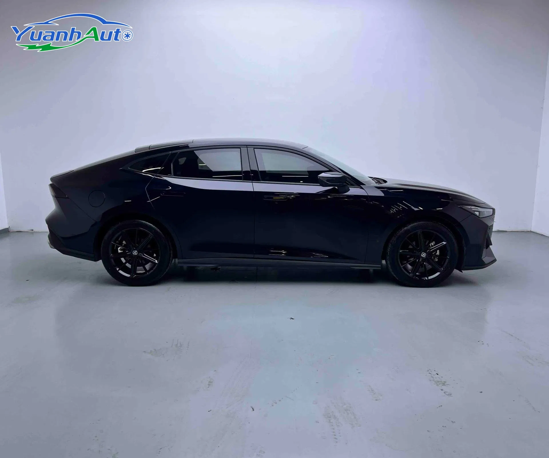 Changan Univ 2022 1.5t Premium and Affordable Used High Quality Modern Efficient Powerful Spacious Reliable Safe Premium Gasoline Vehicle Petrol Car