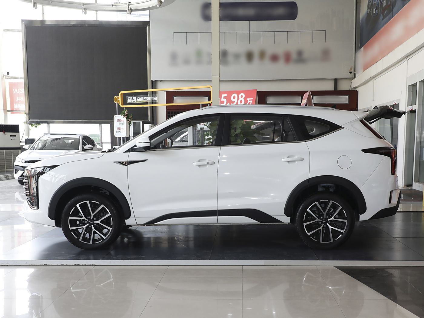 2024 New Car China JAC JIANGHUAI X8E New 5-7 Seat 1.5 TGDI GAS SUV with Panoramic Sunroof AWD Leather Seats Automatic FWD ACC