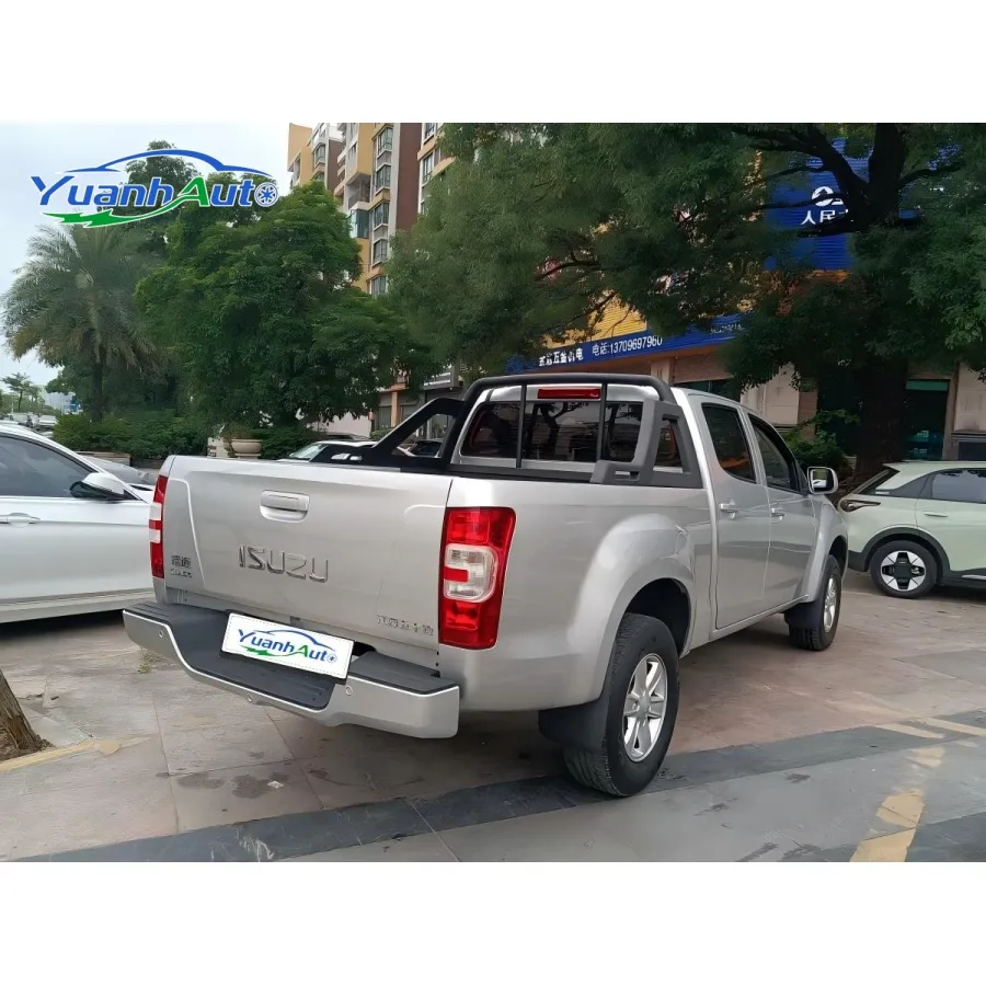 Isuzu Ruimai d'occasion, modèle 2018, 2.8t, version classique, deux roues motrices, luxueux, compartiment de chargement allongé, pick-up diesel.